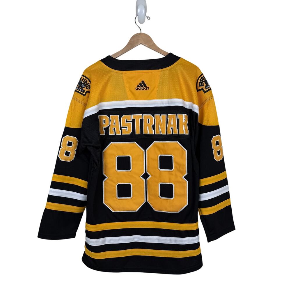 Adidas Boston Bruins David Pastrnak 88 NHL Climalite Hockey Jersey 50 Mens